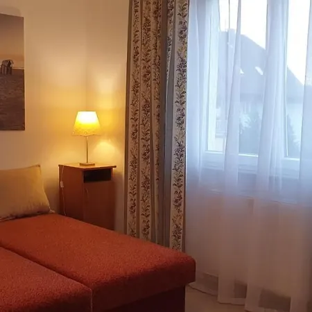 Maria *